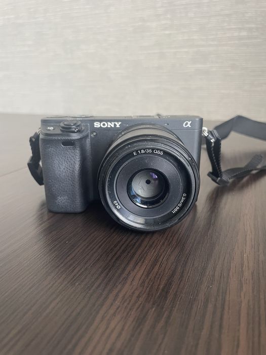 Sony 35mm 1.8 в идеальном состоянии