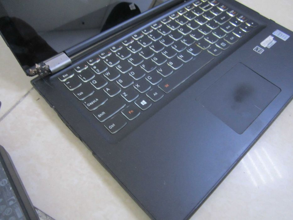 Lenovo IdealPad Yoga 13 i5