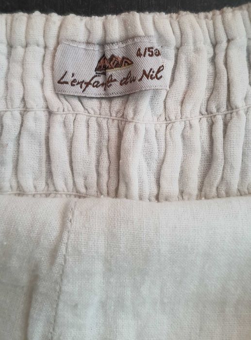 Rochita alba panza topita L'enfant du Nil 4-5 ani