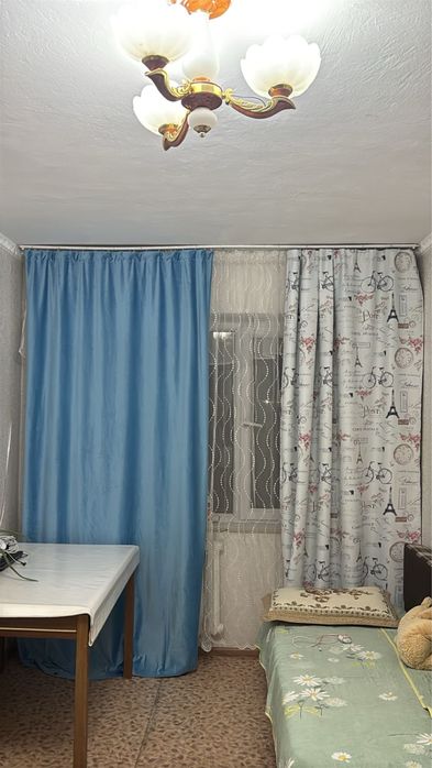 Продаются шторы в отличном состоянии