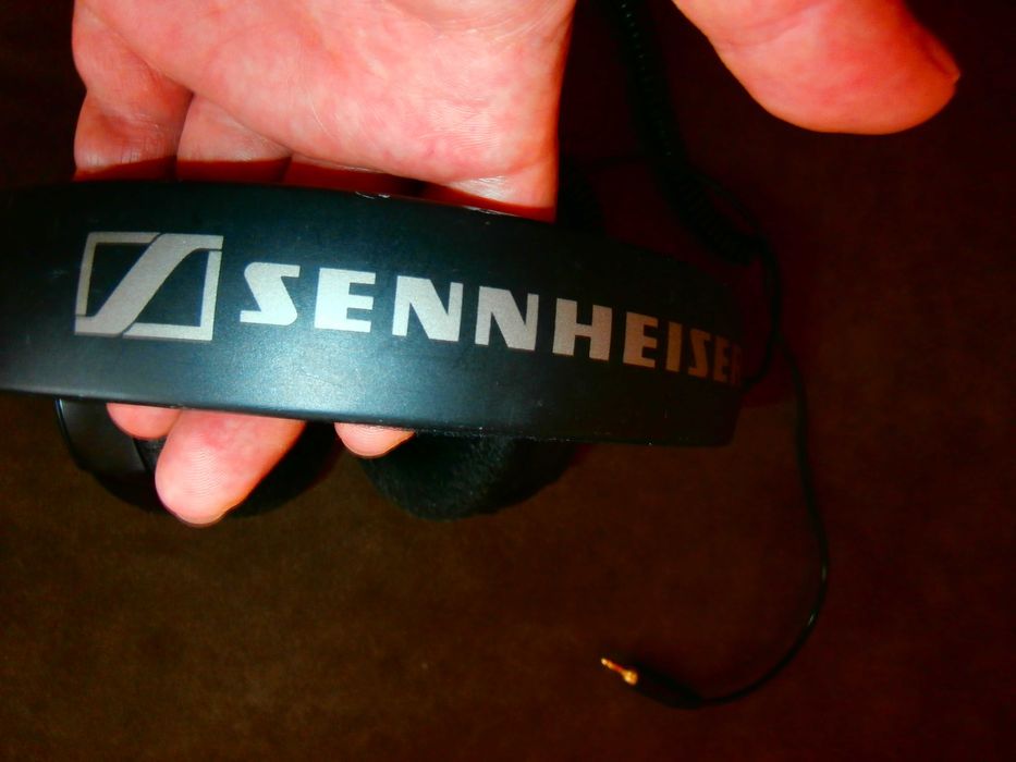 Стари DJ-слушалки Sennheiser HD215