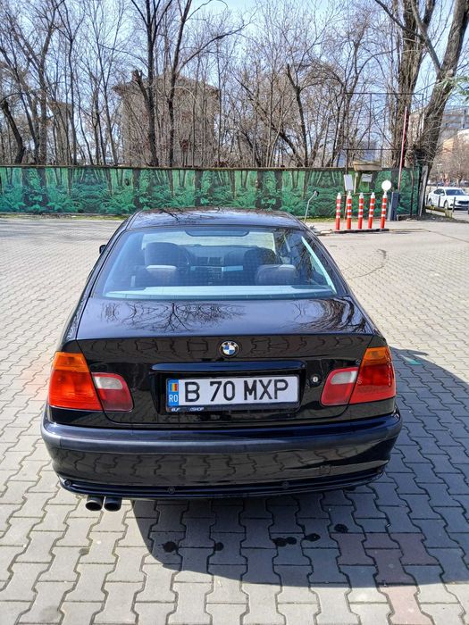 BMW Seria 3 330xi – 3.0 Benzină – 4x4 – Sedan