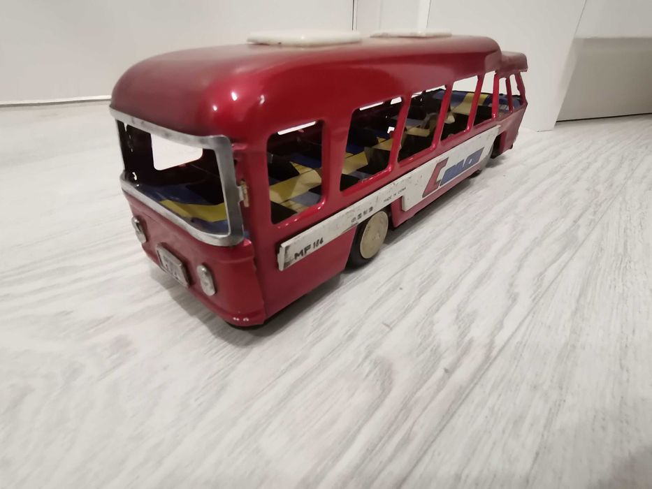 Jucărie veche de colecție autobuz
