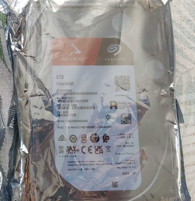 Продам жесткий диск на 8ТБ