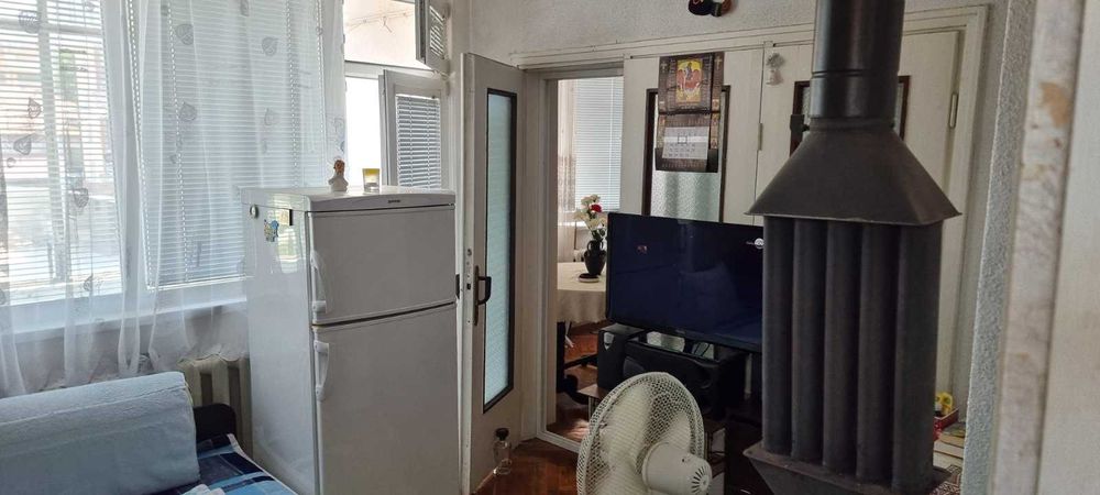 Продава се Четиристаен апартамент в Разград, Център - 128 кв.м за 1156 €/кв.м - Снимка #4