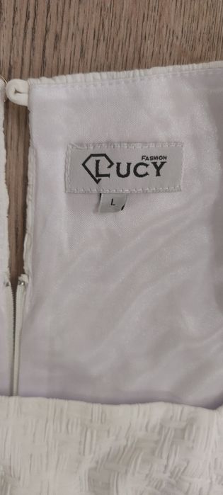 Бяла рокля Lucy Fashon