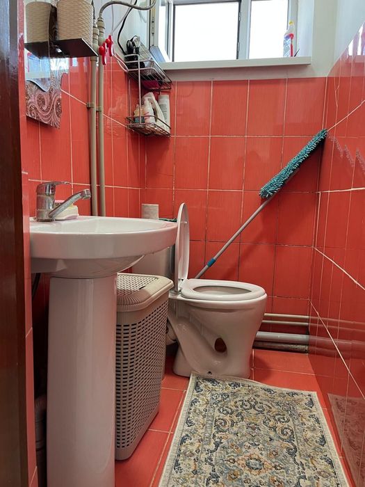 Продаеться 2 - комнатная квартира