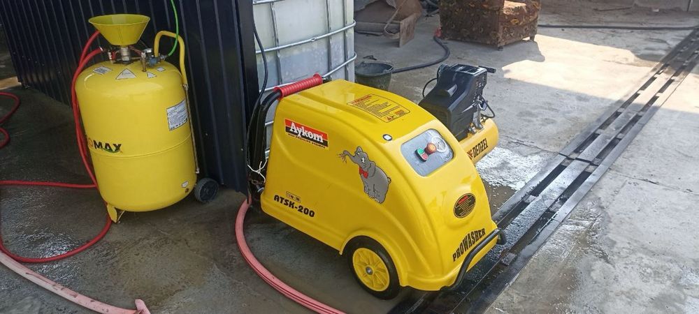 Moyka aparrtlari,   gilam yuvodigon billan