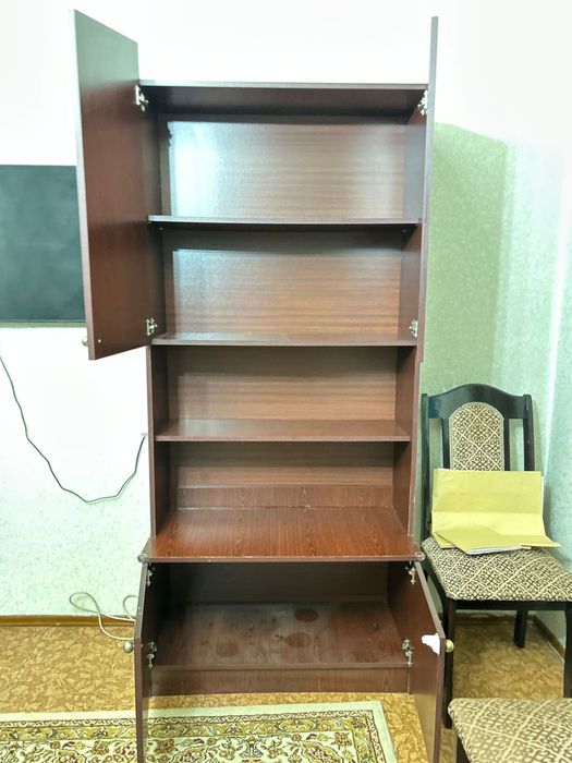 Продам вместительный шкаф