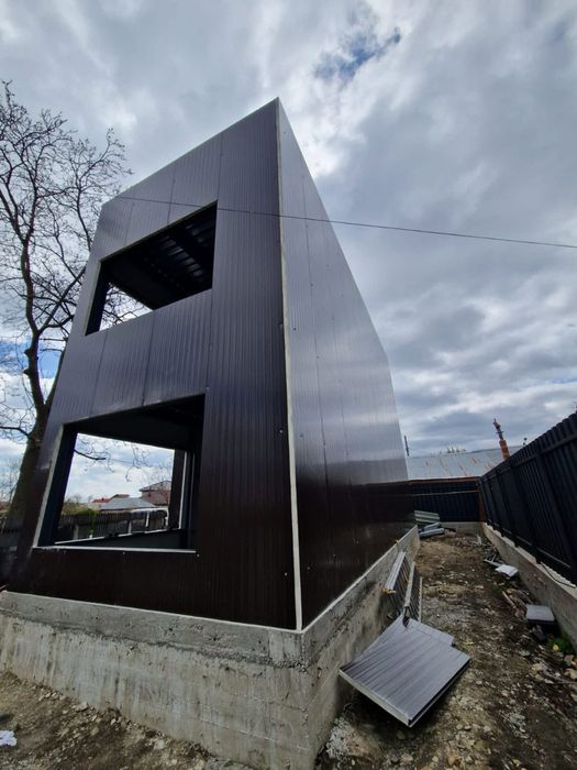 Hale metalice din profile