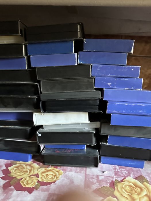 Casete VHS pescuit si vanatoare