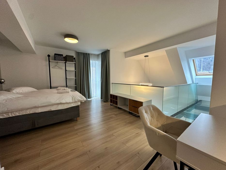 Vand penthouse 3 camere Sinaia, Etaj 8/9, bloc nou, zona SPA