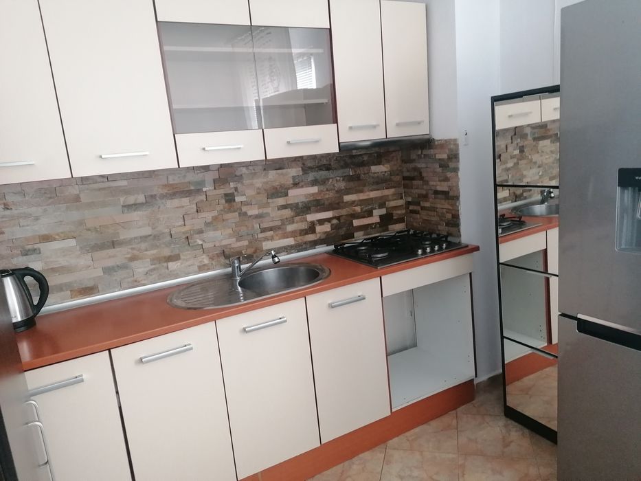 Студиа за нощувки