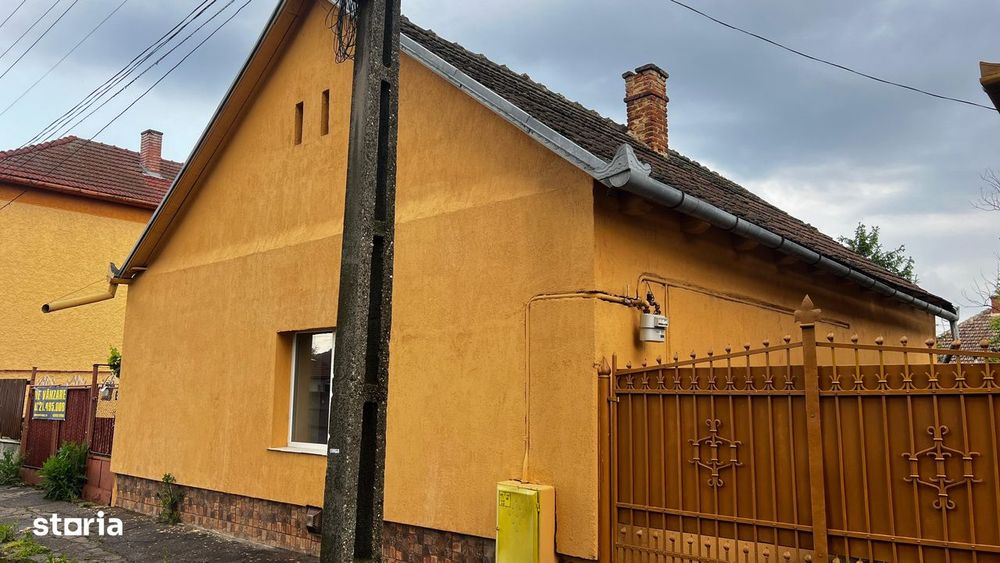 Casa modesta cu teren in zona Jysk Carei