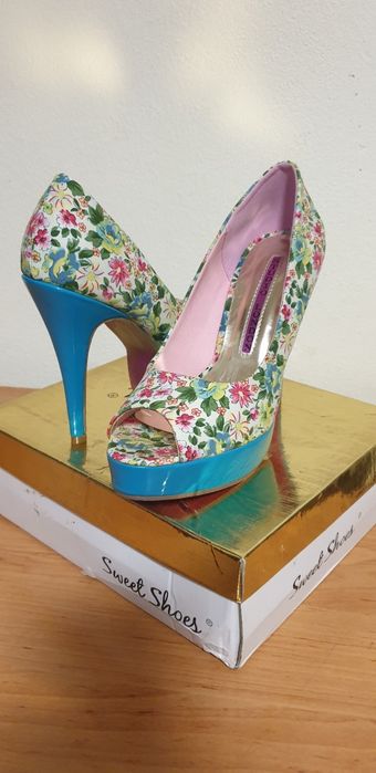 Vând pantofi dama marimea 37 și 38