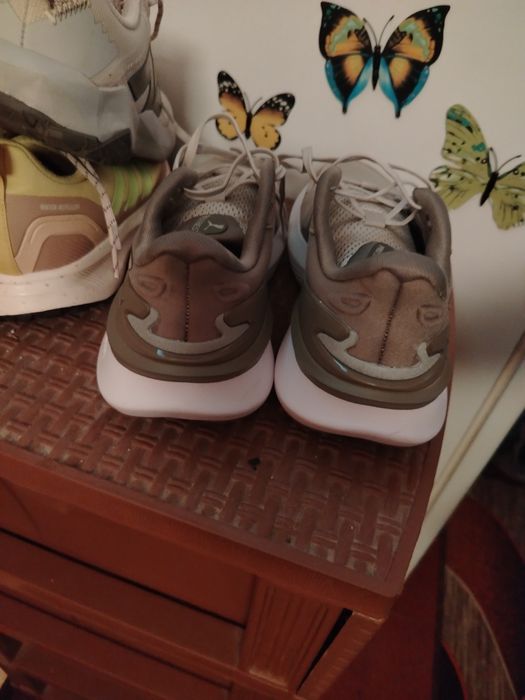 Маратонки PUMA..