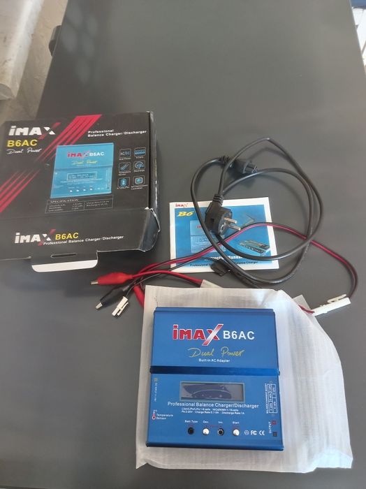 iMAX B6AC Dual Power, универсальное зарядное устройство.