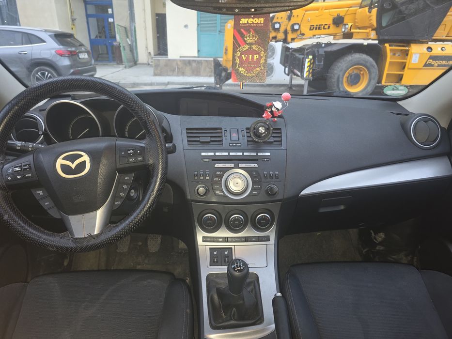 MAZDA 3 2010 — imagine 9