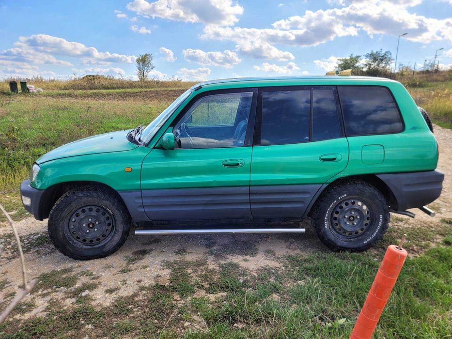 Toyota RAV4 1998 2.0l benzina