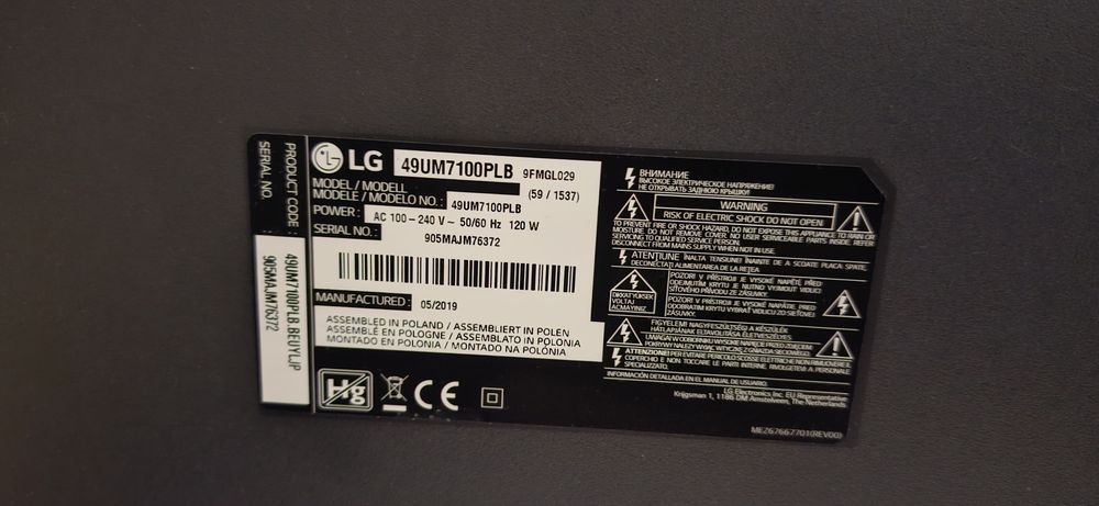 Телевизор LG 49инча