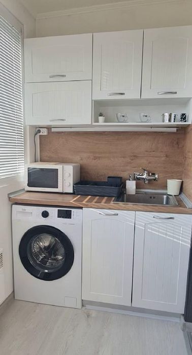 Двустаен апартамент в ж.к. Връбница 1.