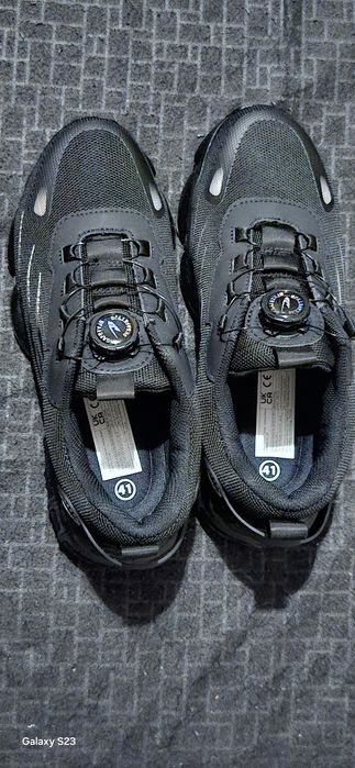 Работни маратонки