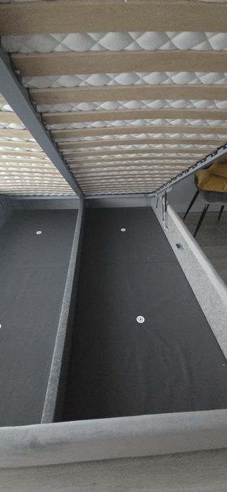 Pat tapitat 160x200 cu lada depozitare  + saltea cu topper inclus