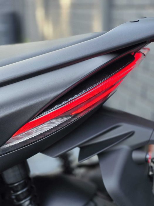 Scuter Zontes D125 ABS + TCS , 15 CP cel mai puternic! Permis B.