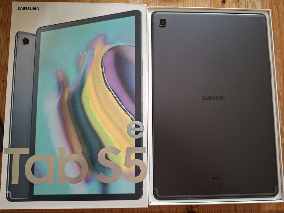 Tabletă Samsung galaxy tab S5e +Husă Samsung, stare ca nouă