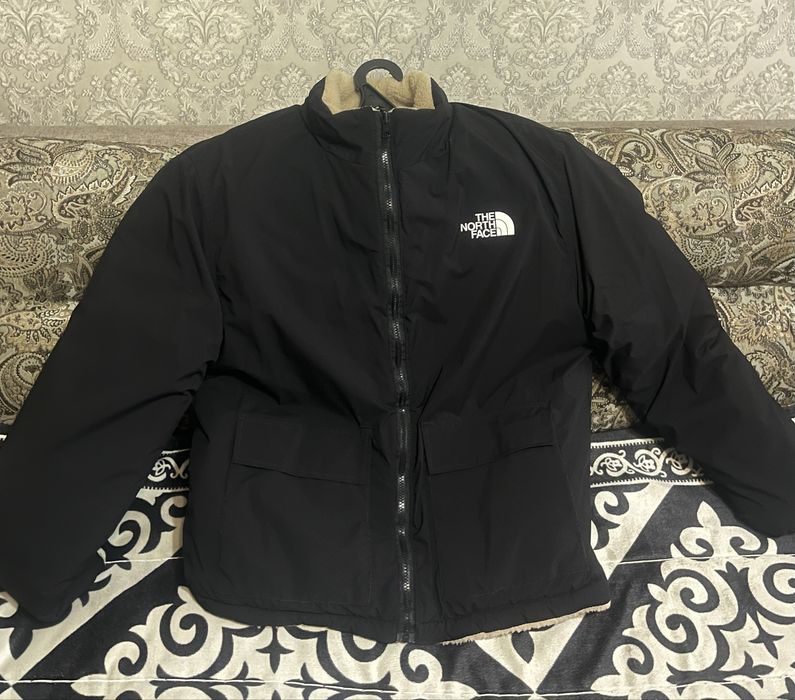 Теплая куртка The North Face XXL двусторонняя (новая)