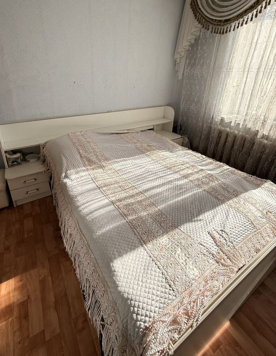 Продам спальный гарнтитур