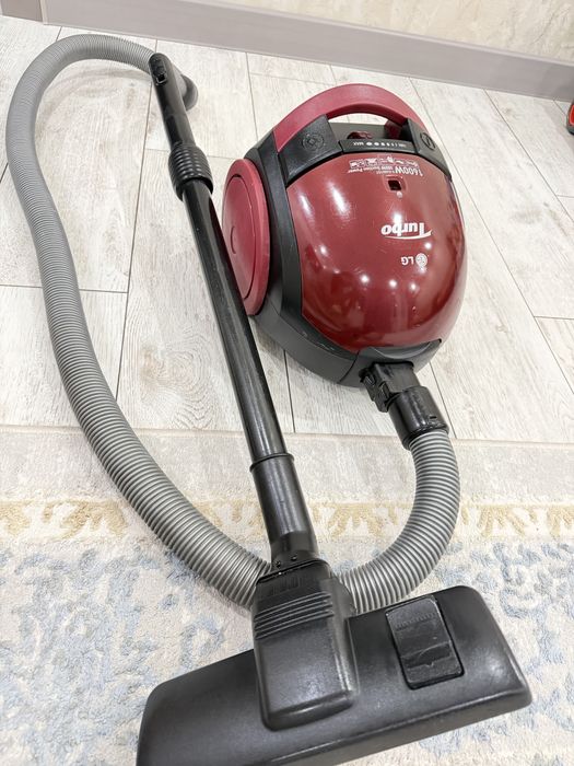 Продам пылесос рабочий