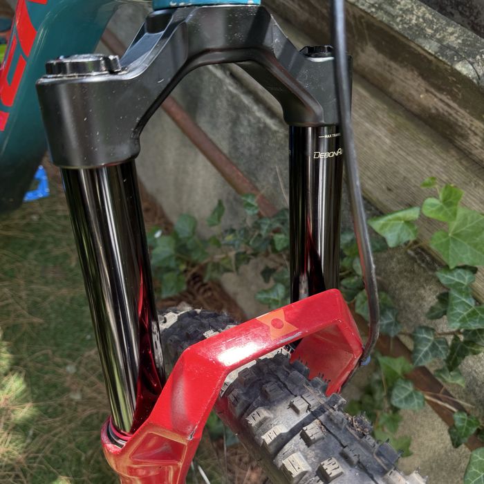 Furca rockshox Zeb 170mm enduro, 29’