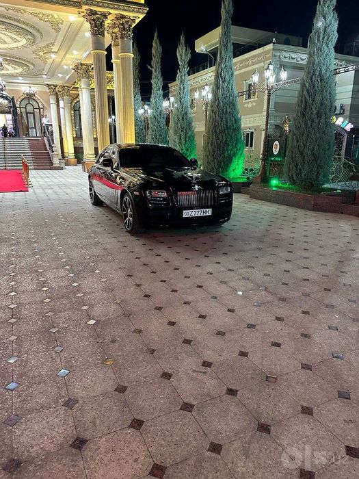Rolls-Royce Ghost 2010