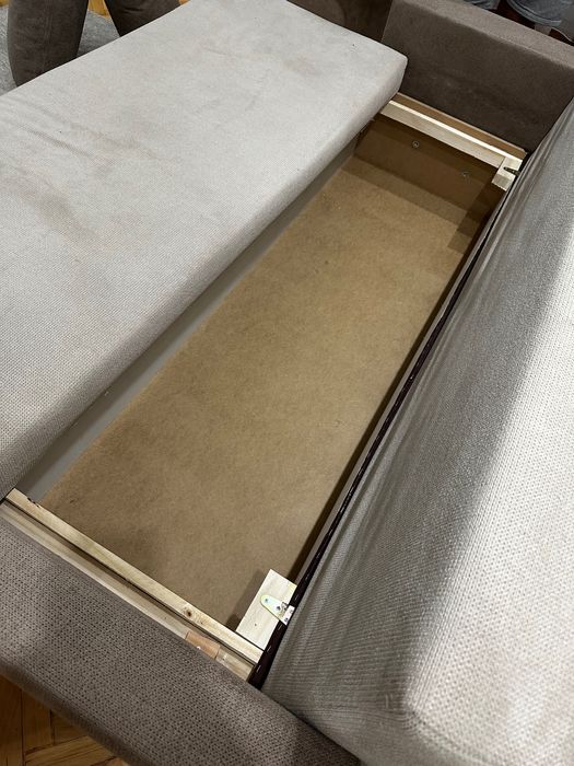 Разтегателен диван с ракла