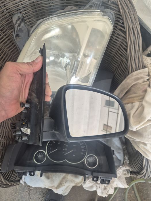 Faruri Opel Meriva Ceasuri De Bord Oglinzi