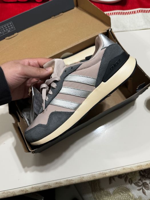 Adidas run 60s noi cu eticheta nr38