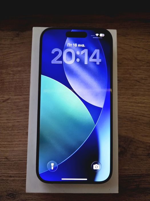 Iphone 15 pro 256 gb.