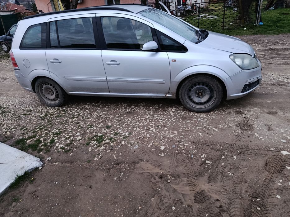 Opel Zafira B  1.9 дизел на части