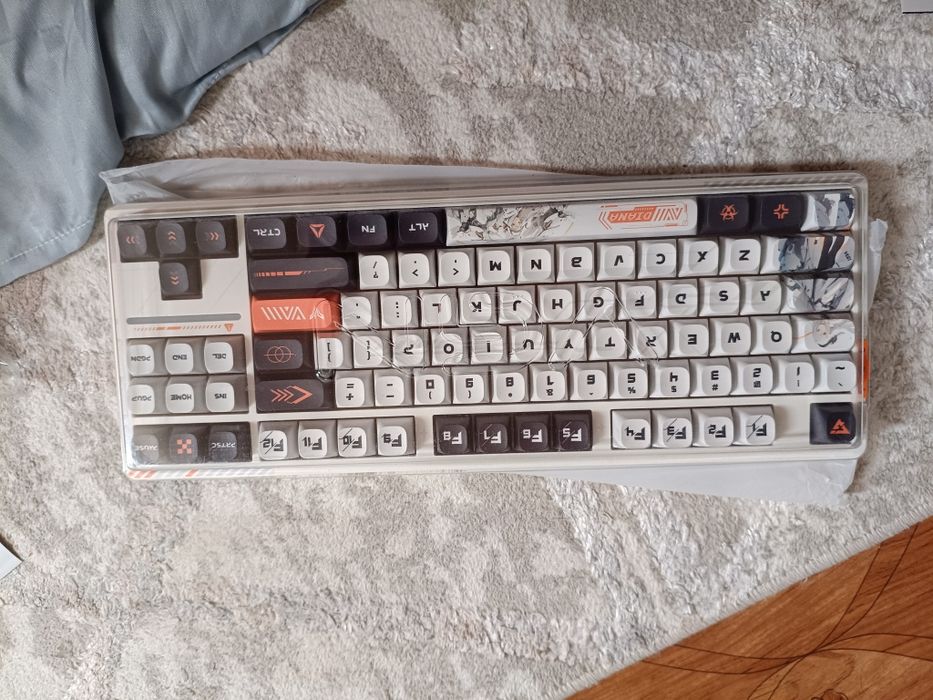 Продам Клаву vgn v87 pro Diana