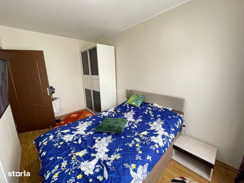Apartament 3 camere-renovat-Podu Ros-etaj intermediar