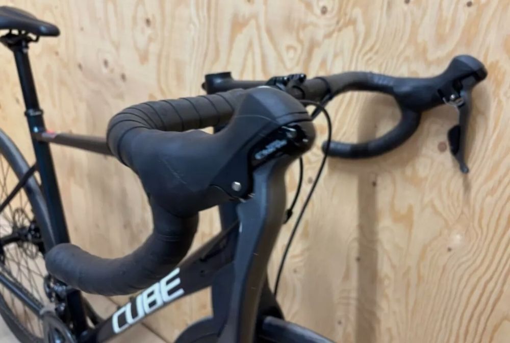 Cube Attain Pro Road Bike - 58cm 2022