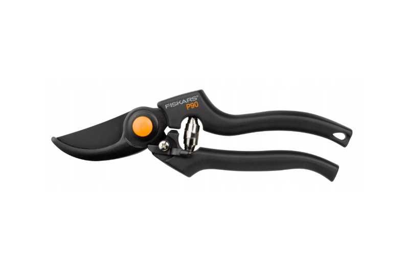 Мачете за кастрене на клони Fiskars XA3 + подарък спортен сак/мешка