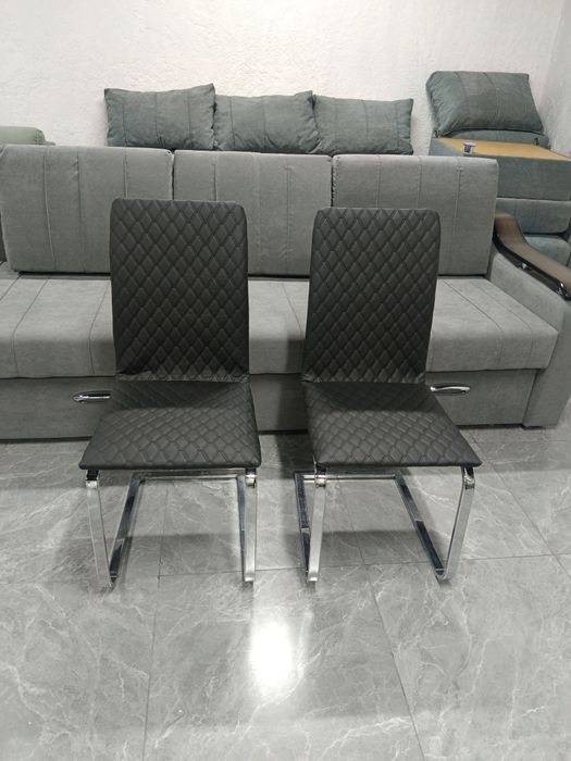 Продам офисные стулья