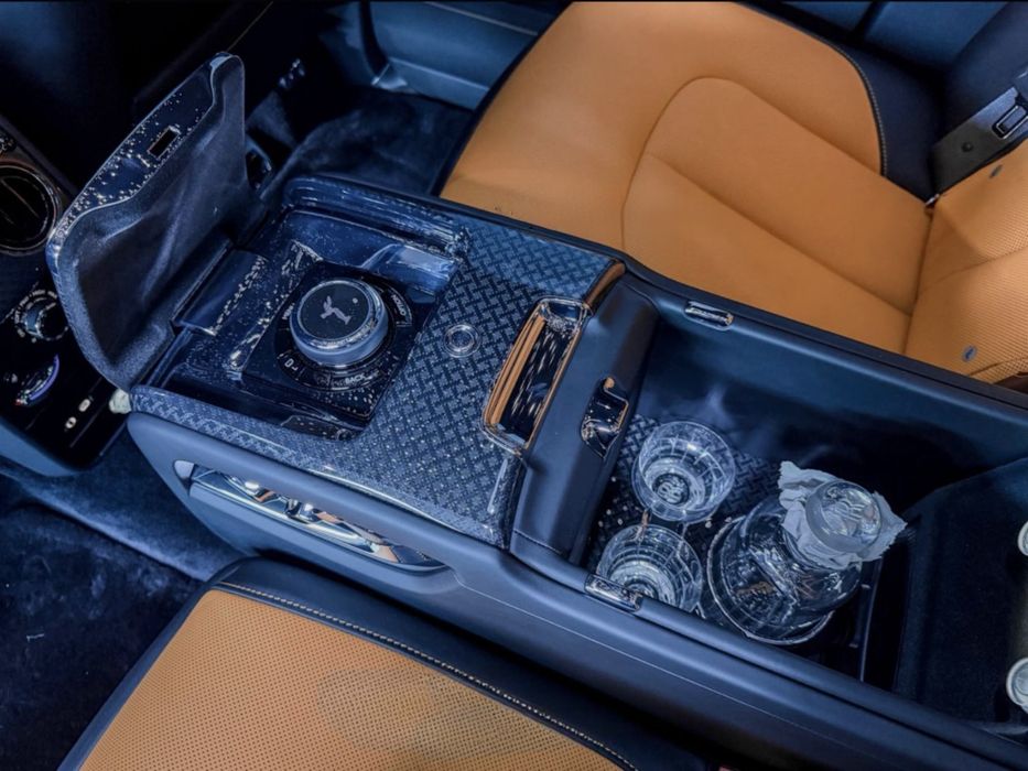Rolls-Royce Cullinan Black Badge 2026