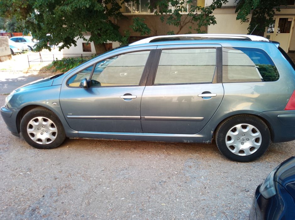 Peugeot 307 SW 1.6 HDi 90 к.с. Дизел | 2004 | Тъмно сив металик