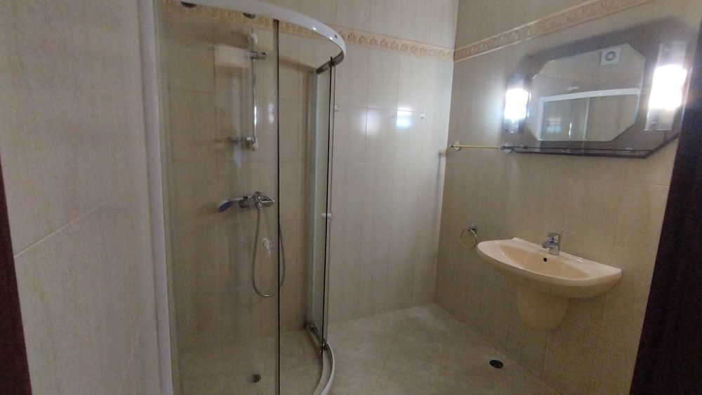 Продава се Тристаен апартамент в Бургас, Възраждане - 123 кв.м за 1911 €/кв.м - Снимка #9