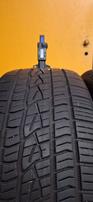 КАТО НОВИ! 2 бр 245 45 18 Continental