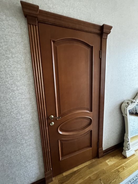 Двери деревянные
