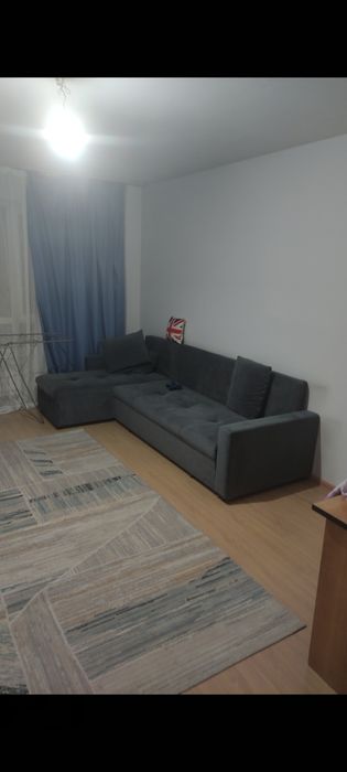 Сдается комната в трешке